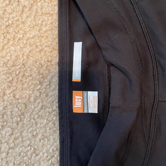 Lucy size small never worn - Picture 1 of 4